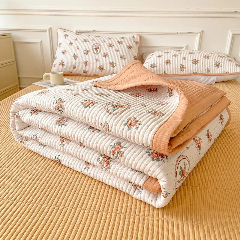 Garderion Quilted Bed Cover Three-Piece Set Garderion