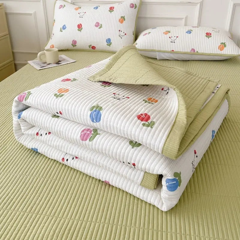 Garderion Quilted Bed Cover Three-Piece Set Garderion