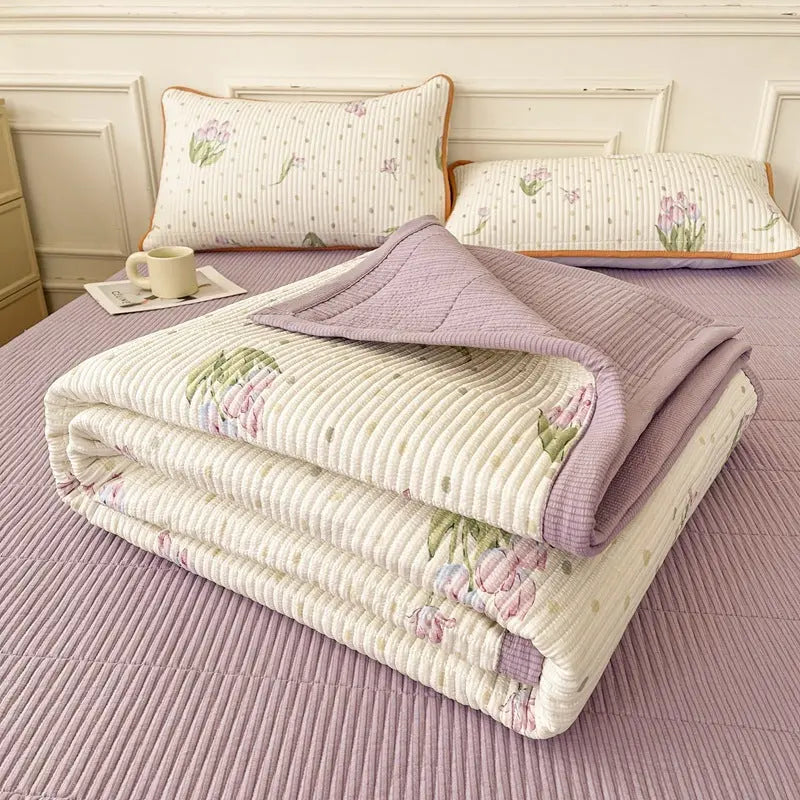 Garderion Quilted Bed Cover Three-Piece Set Garderion