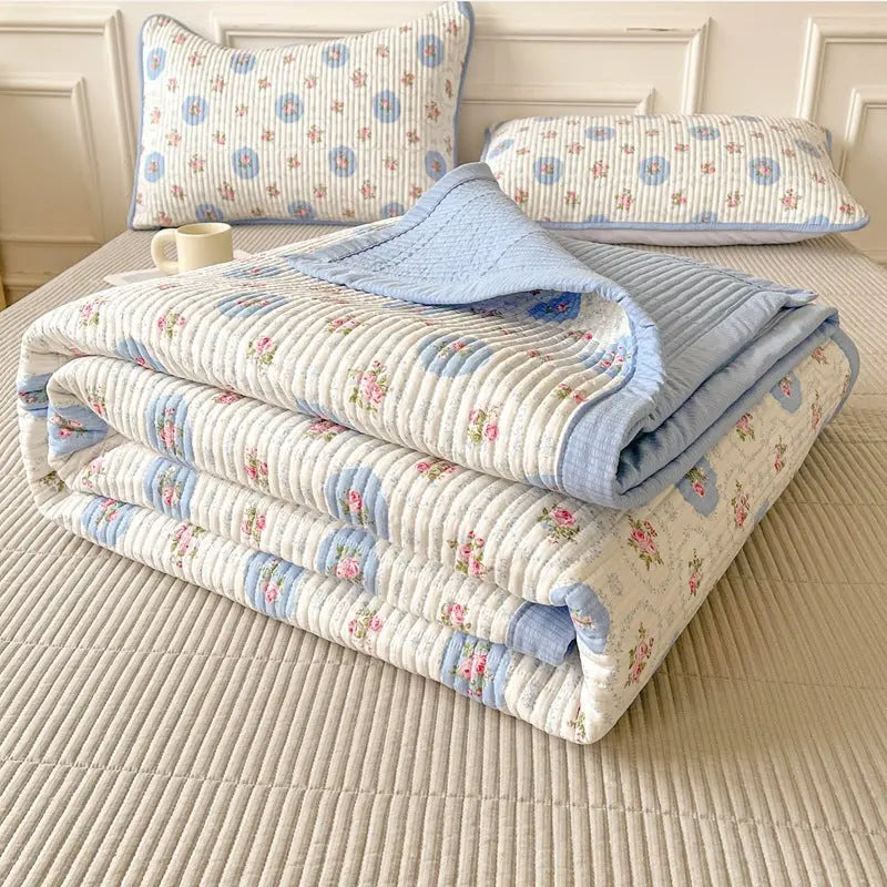 Garderion Quilted Bed Cover Three-Piece Set Garderion