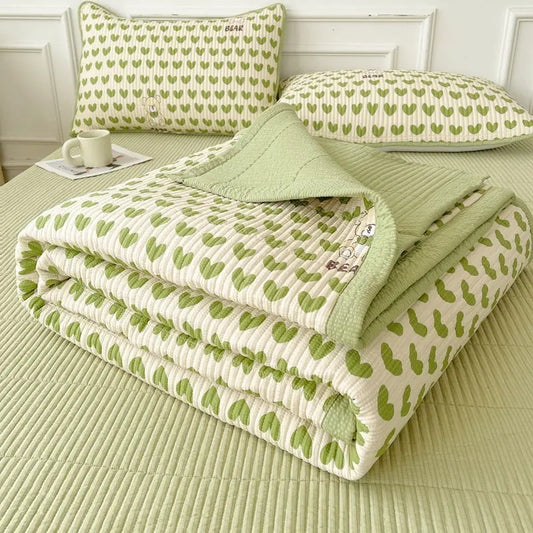 Garderion Quilted Bed Cover Three-Piece Set Garderion